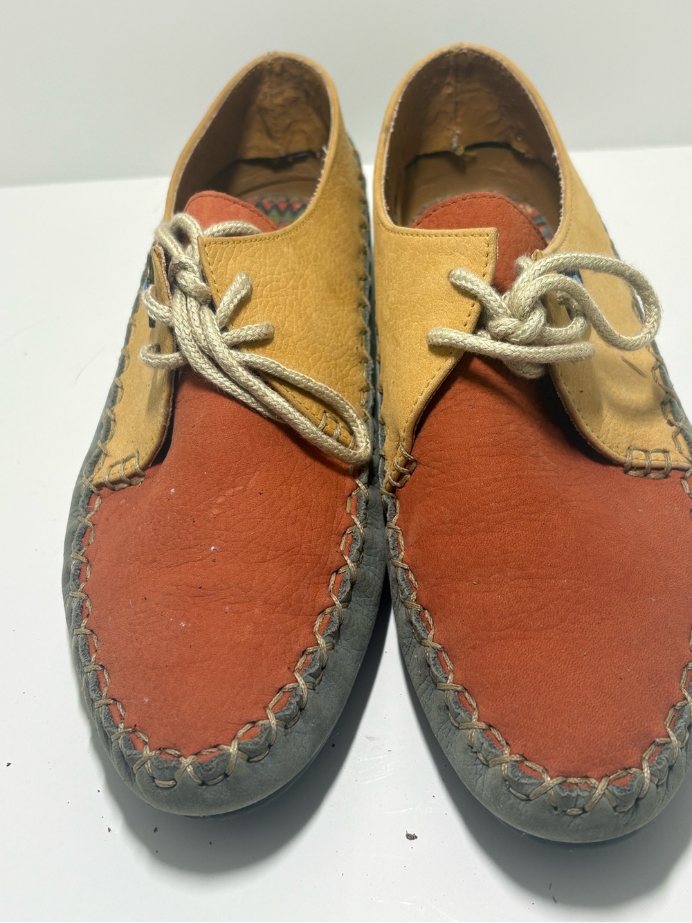 Hush Puppies Colorblock Moccasins Womens 7W Orange Yellow Leather Boho Flats